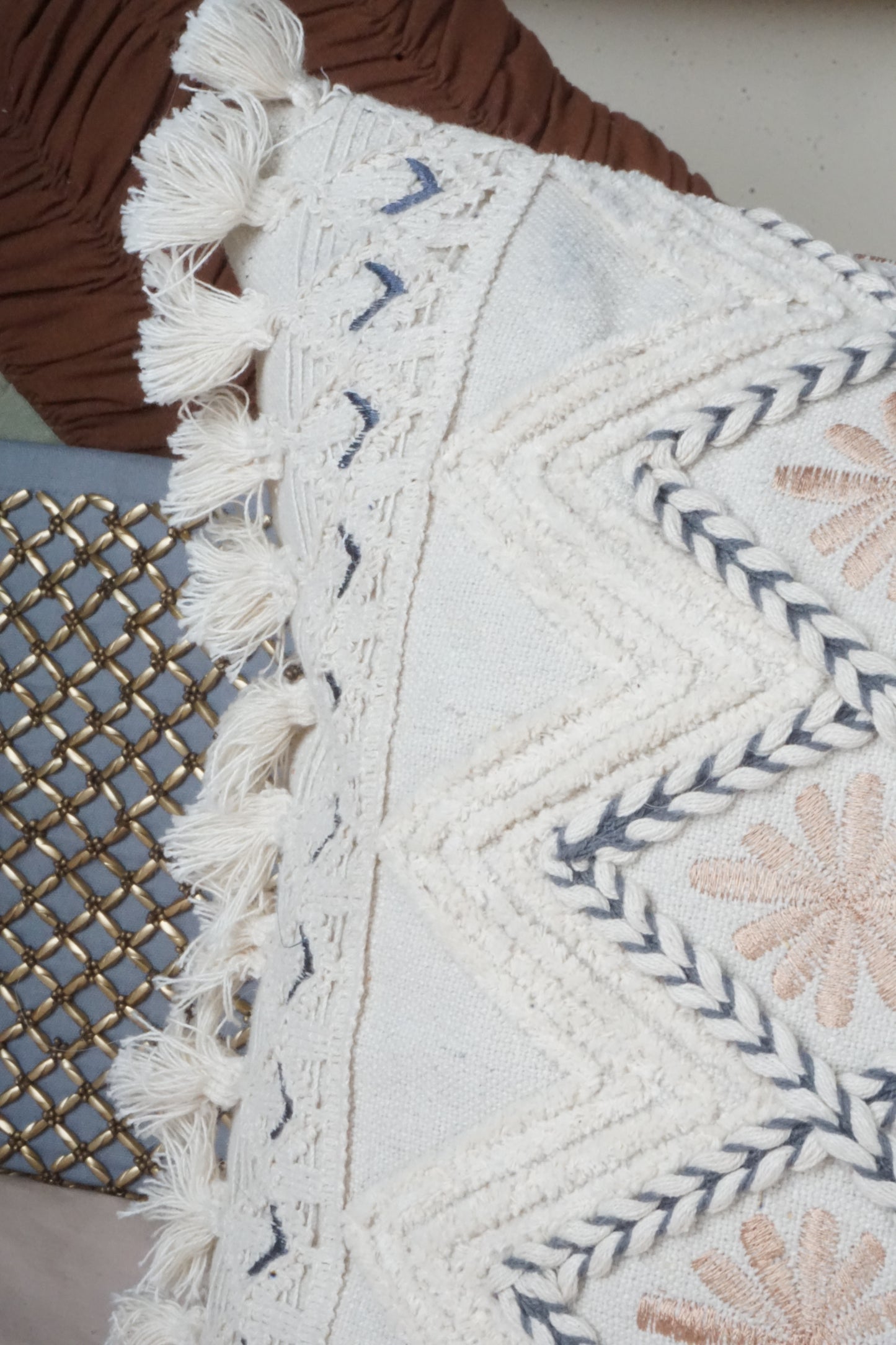 Classic Ivory Floral