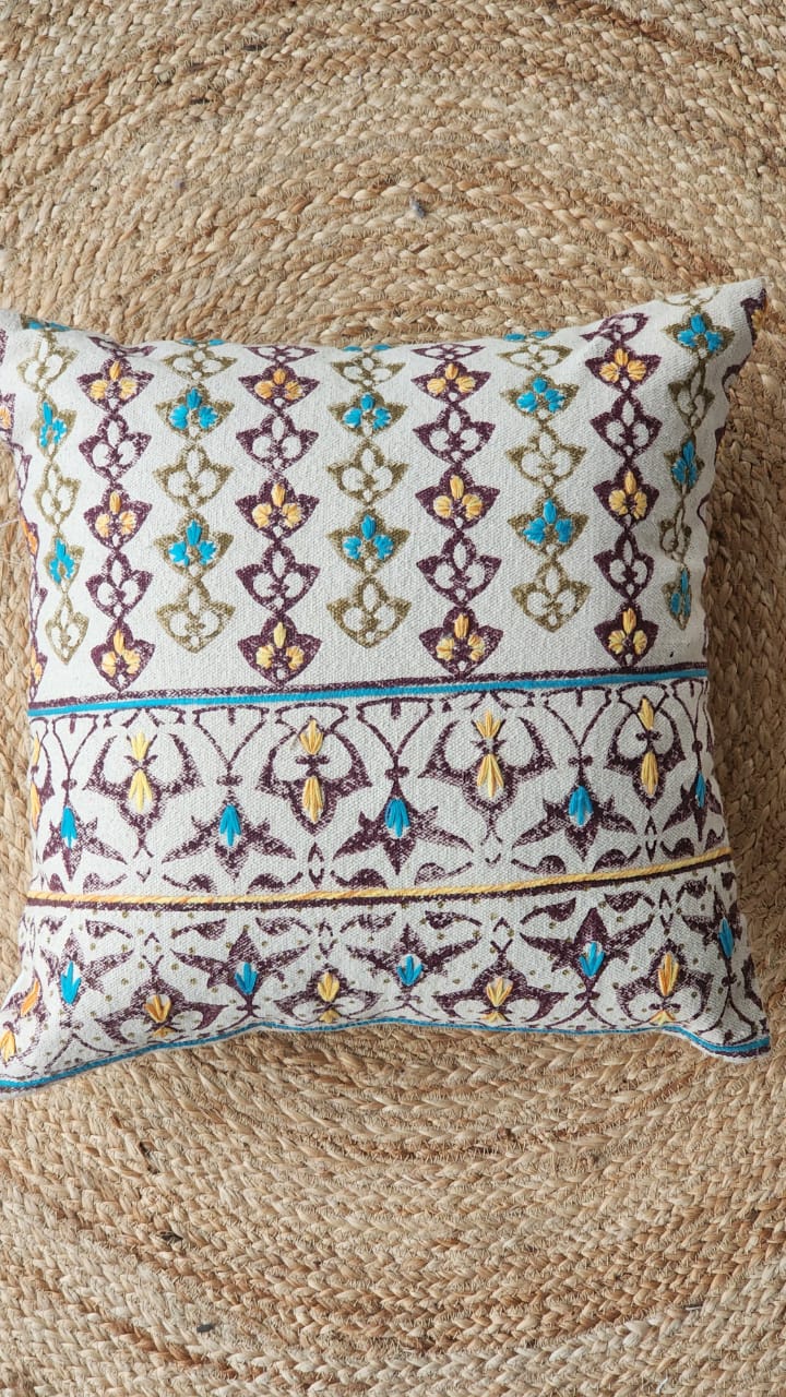Ornate Titli