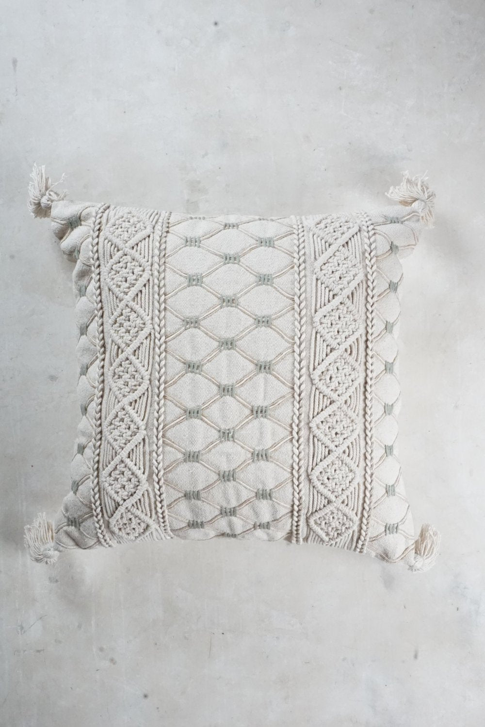 Lacewoven Serenade